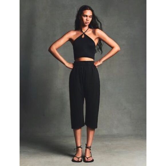 NWT Zara Ribbed Keyhole Crossed Halter Crop Top in Black, Size Medium - Picture 6 of 14